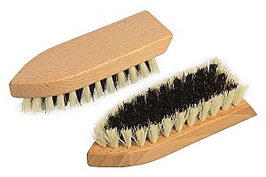 Щетка д/одежды 12,5см Стрелка дерево черно-белый ворс