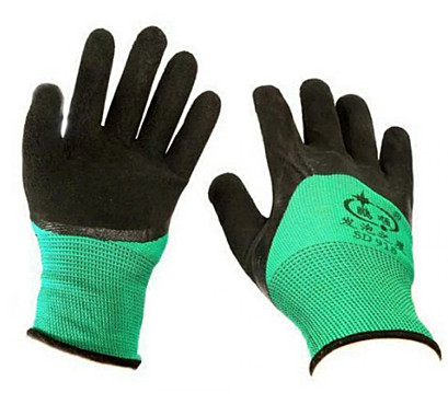 Перчатки зелёные,чёрная ладонь 